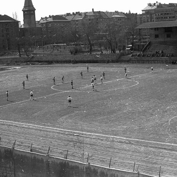 A BEAC sporttelep a Kőrösy József utcában  - pár évig ide jártam edzésre