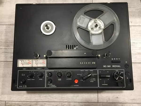 Uher SG 561 Royal - remek gép volt kis hibával, nem tudtam megjavítani, így eladtam