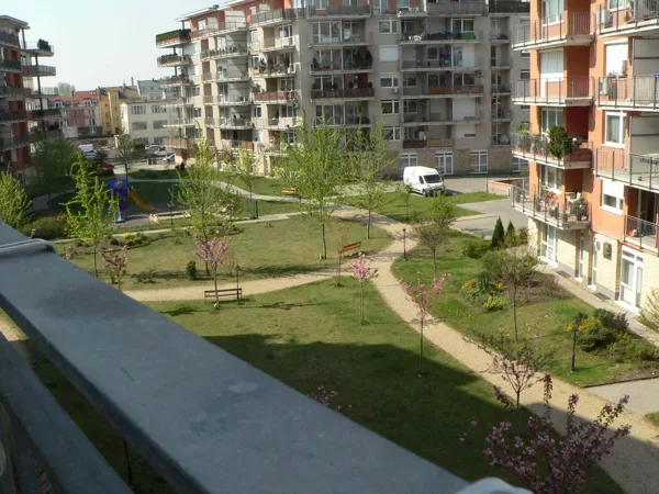 Nádorliget utca - átmeneti állapot 2011